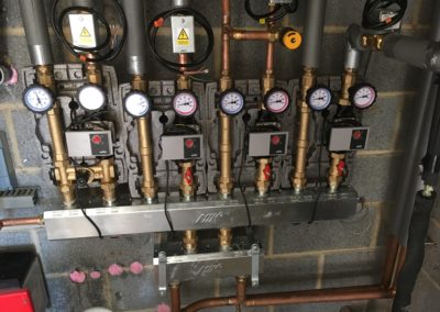 Low Loss Header System
